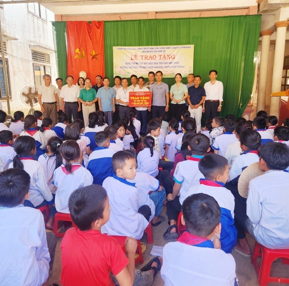 Đơn vị tiên phong trong dạy tiếng Anh tăng cường tại trường học