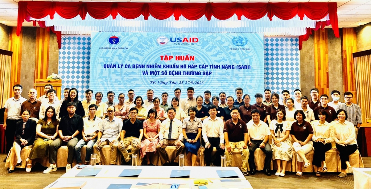 Giải quyết khó khăn về thiếu hụt nhân lực làm công tác cấp cứu và hồi sức- chống độc