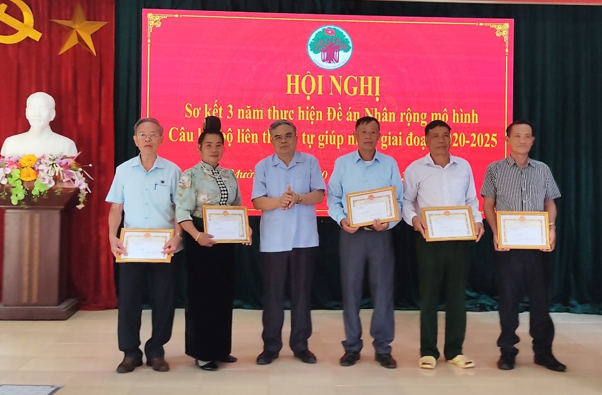 Vượt khó nhân rộng mô hình CLB Liên thế hệ tự giúp nhau