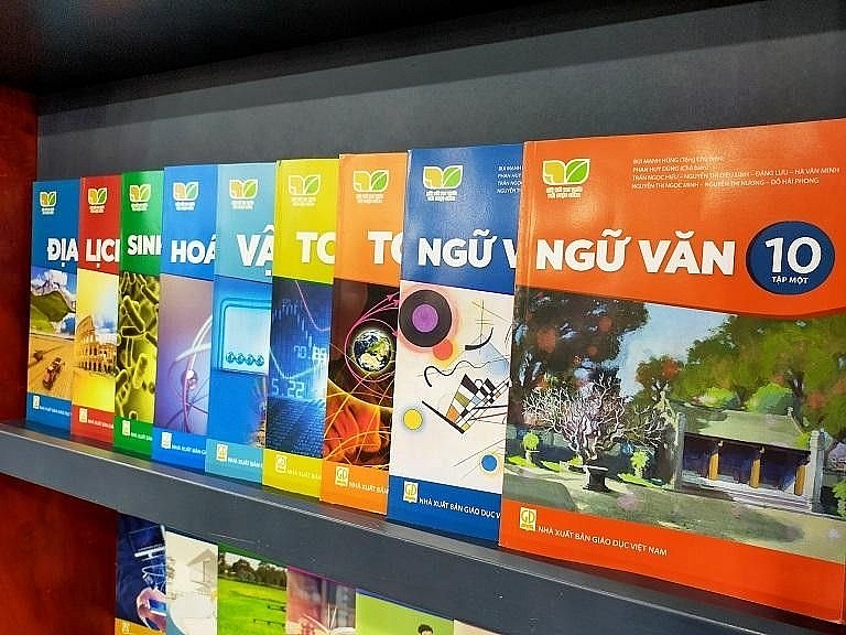 Bộ sách giáo khoa Kết nối tri thức và cuộc sống lớp 10