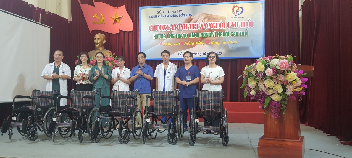 Bệnh viện Đa khoa Đống Đa: tích cực đóng góp vào công tác chăm sóc, nâng cao sức khỏe NCT