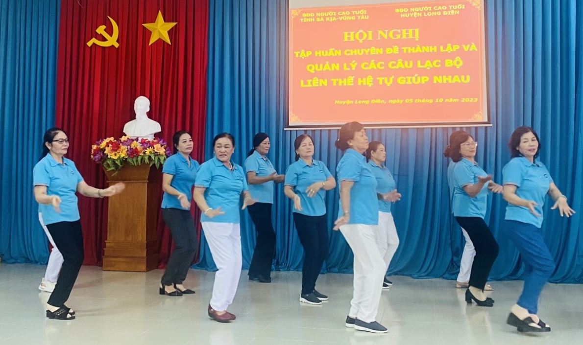 120 NCT tham gia Hội nghị tập huấn chuyên đề thành lập và quản lý các CLB LTHTGN