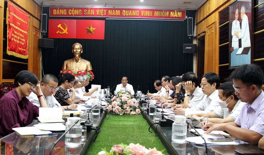 Quang cảnh cuộc họp