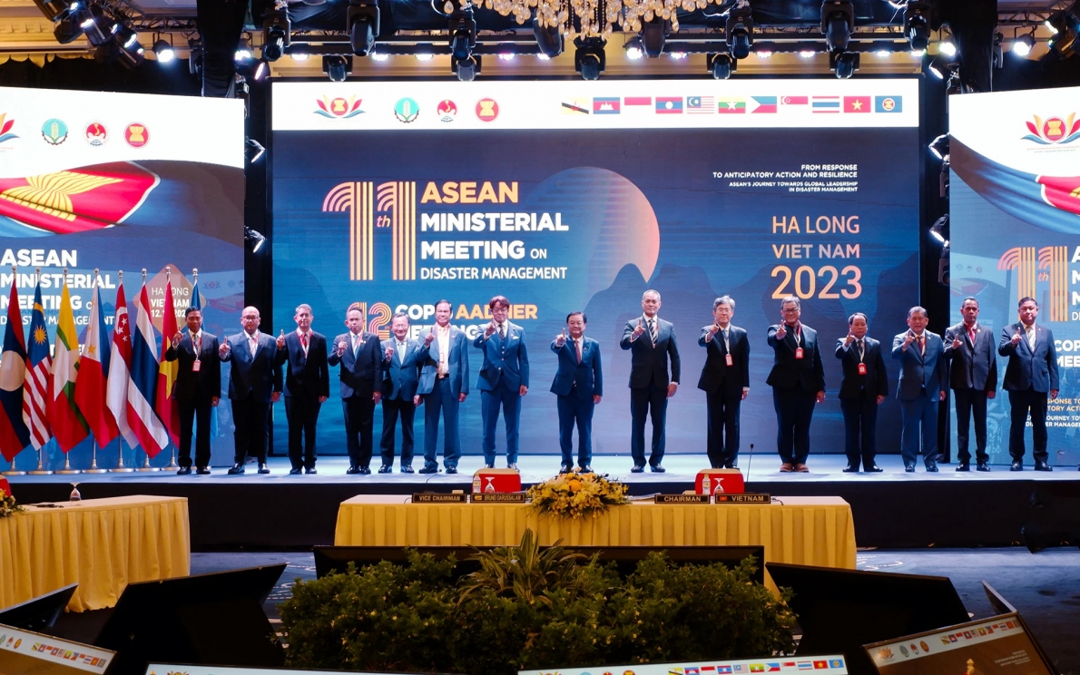 Từ ứng phó đến hành động sớm và Tăng cường chống chịu