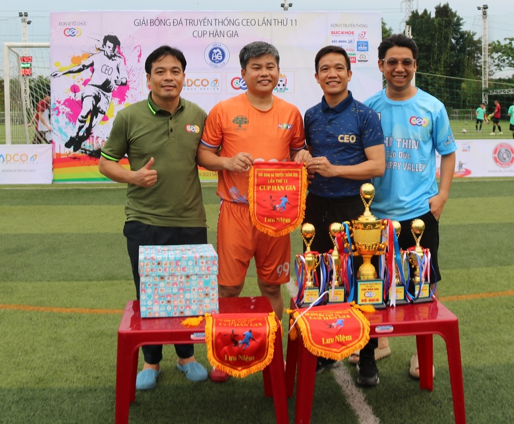 Khai mạc Giải bóng đá truyền thống CEO FC Cúp Hàn Gia lần thứ 11 năm 2023