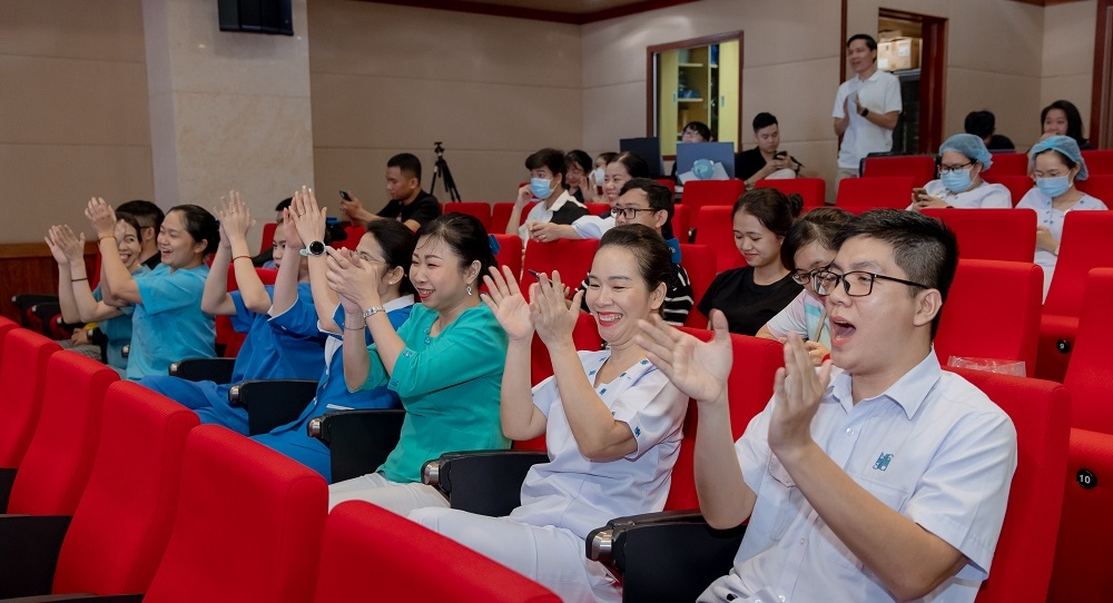 Lan tỏa những câu chuyện nhân văn, ý nghĩa về ngành y dược