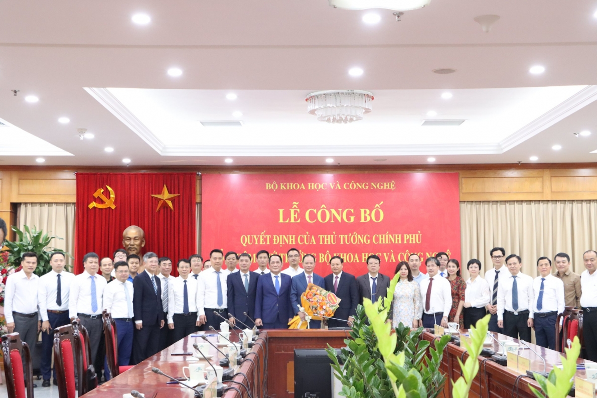 Công bố Quyết định về việc bổ nhiệm GS.TS Trần Hồng Thái giữ chức Thứ trưởng Bộ KH&CN