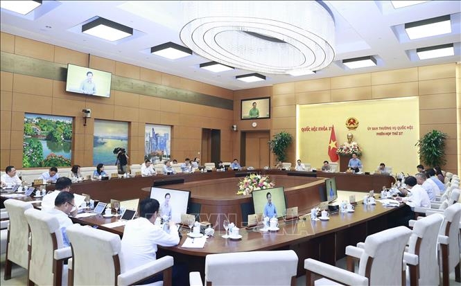 Bế mạc Phiên họp thứ 27 Ủy ban Thường vụ Quốc hội