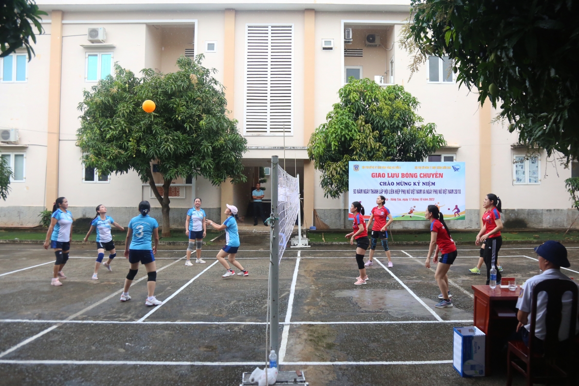 Bộ Tư lệnh Vùng Cảnh sát Biển 3: Nhiều hoạt động chào mừng Ngày Phụ nữ Việt Nam (20/10)