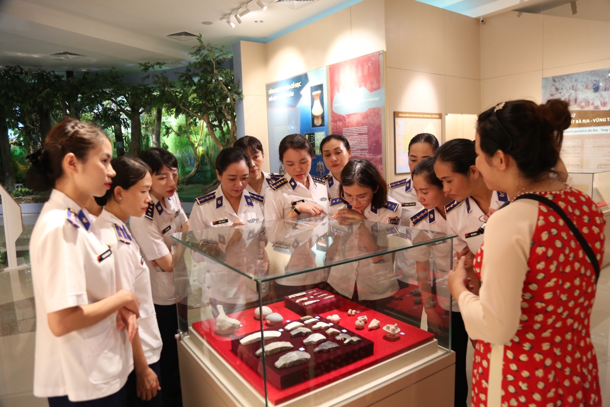 Bộ Tư lệnh Vùng Cảnh sát Biển 3: Nhiều hoạt động chào mừng Ngày Phụ nữ Việt Nam (20/10)