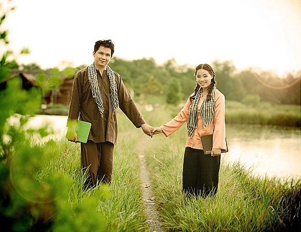 Giữ gìn chiếc áo bà ba