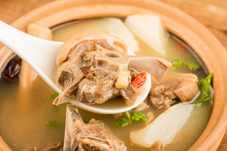 Nước hầm xương có chứa collagen không?