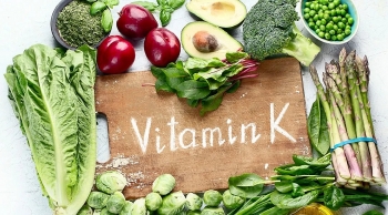 Thiếu vitamin K ảnh hưởng tới khả năng vận động ở NCT