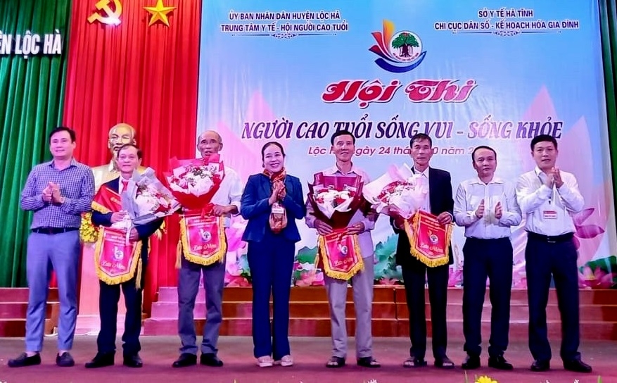 Hội thi NCT sống vui sống khỏe năm 2023 của huyện Lộc Hà, tỉnh Hà Tĩnh