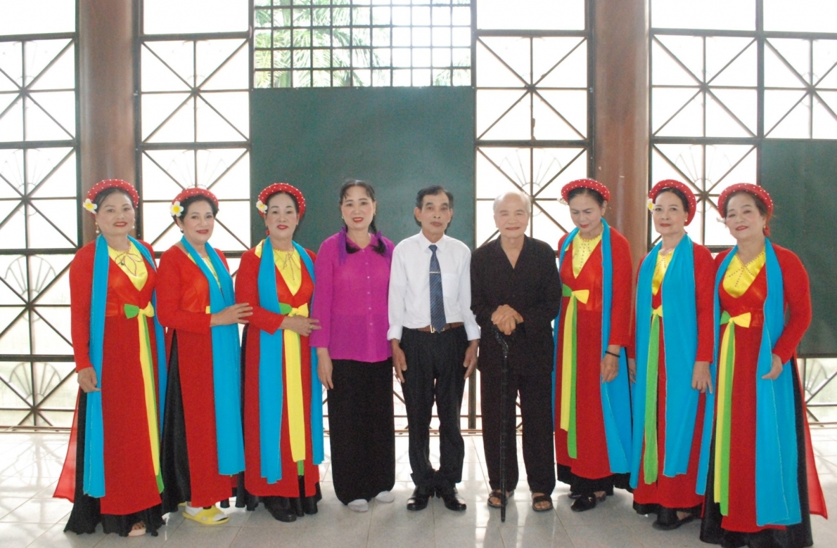 Sức mạnh từ chăm sóc và phát huy vai trò người cao tuổi