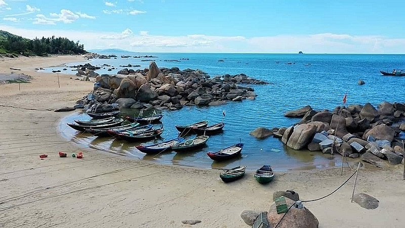 Bãi biển Thiên Cầm