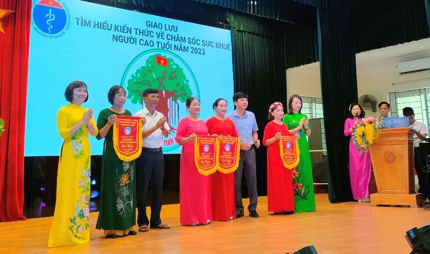 Hỗ trợ dự phòng chăm sóc sức khỏe NCT: Nâng cao sức khỏe thể chất và tinh thần cho NCT