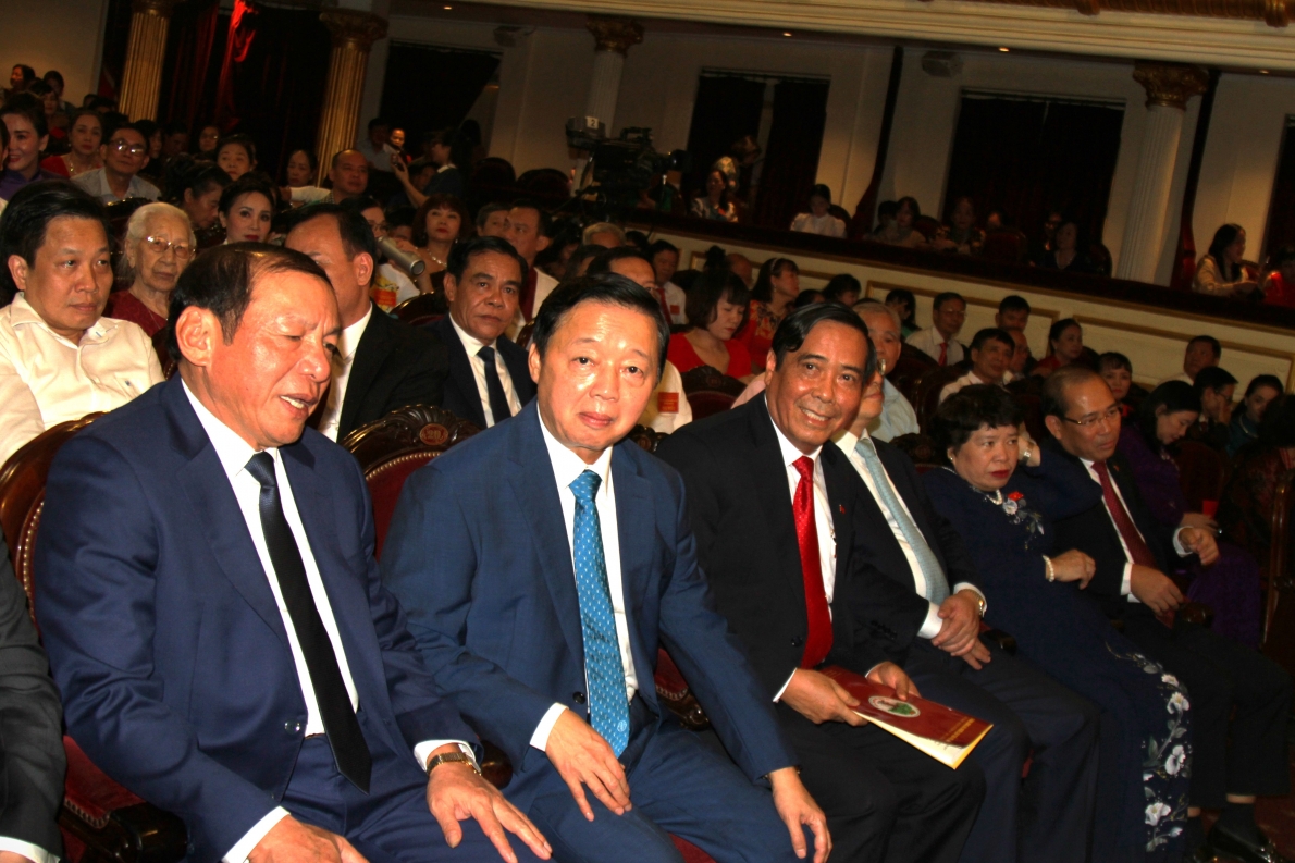 Các đại biểu tham dự Lễ tổng kết trao giải Liên hoan tiếng hát NCT toàn quốc năm 2023