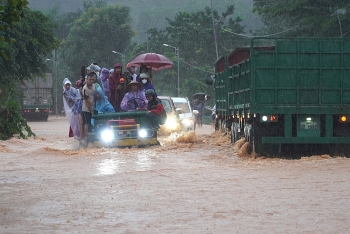 Chủ động ứng phó mưa lũ, bảo đảm an toàn cho người dân tại khu vực miền Trung và Tây Nguyên