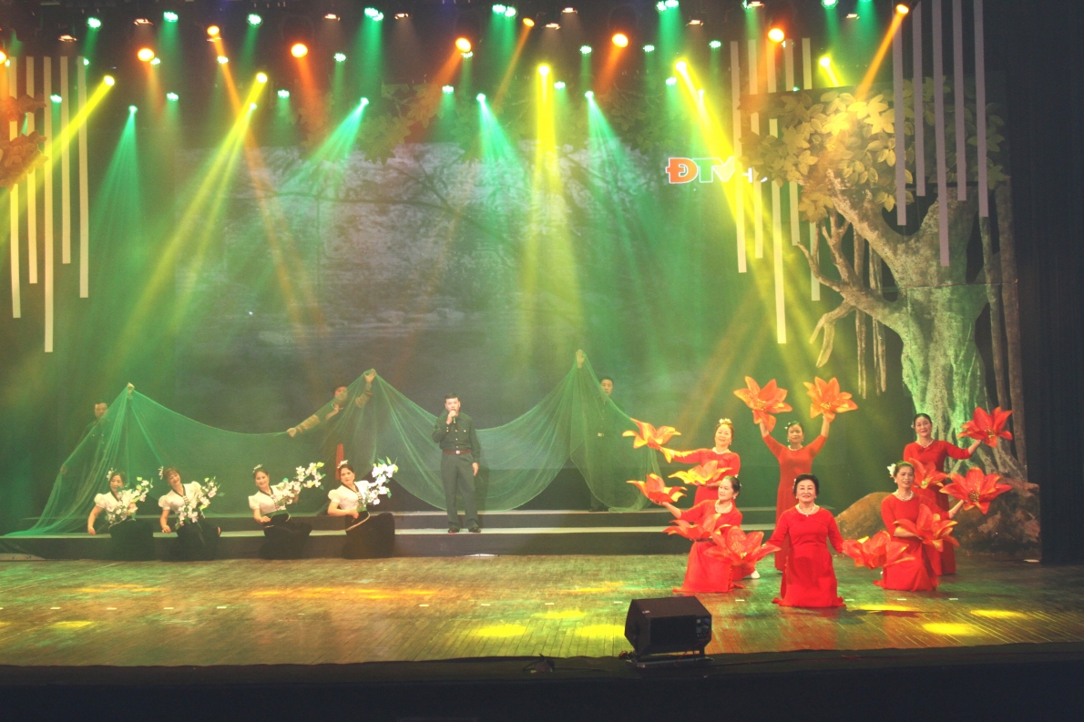 Tiết mục của Đoàn Điện Biên tại Liên hoan tiếng hát NCT toàn quốc năm 2023 (4)