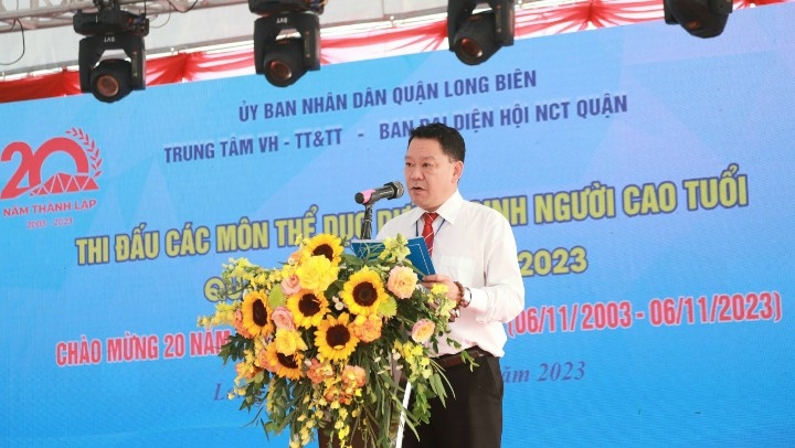 Sôi nổi các môn thi đấu thể dục dưỡng sinh người cao tuổi