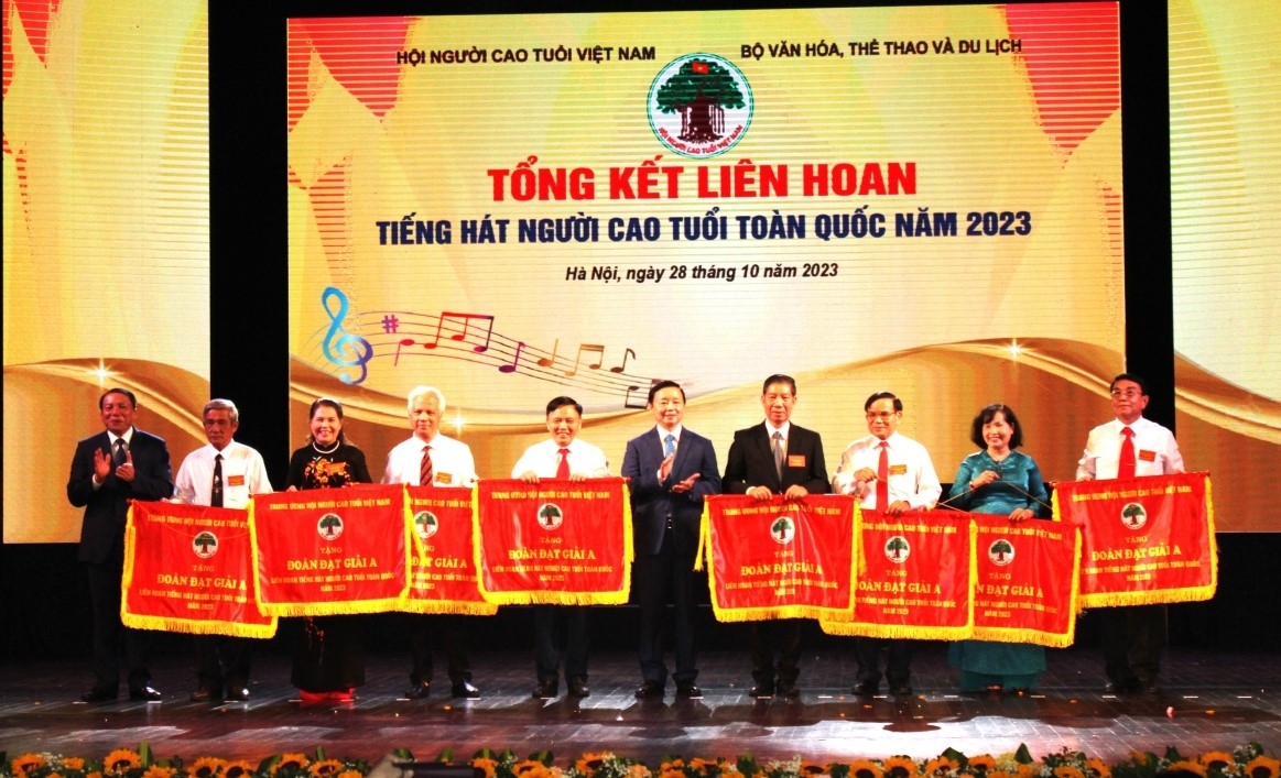 Đoàn Hà Tĩnh đoạt giải A toàn đoàn tại Liên hoan tiếng hát NCT toàn quốc năm 2023