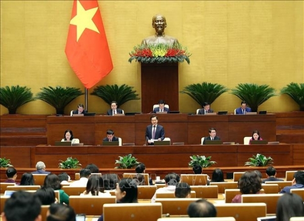 Ngày 7/11, Quốc hội tiếp tục chất vấn và trả lời chất vấn về thực hiện một số nghị quyết của Quốc hội