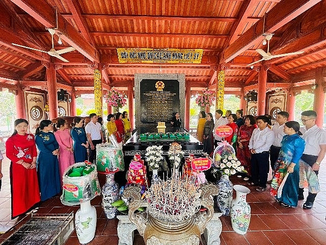 Truông Bồn đã trở thành địa chỉ giáo dục cho các thế hệ.