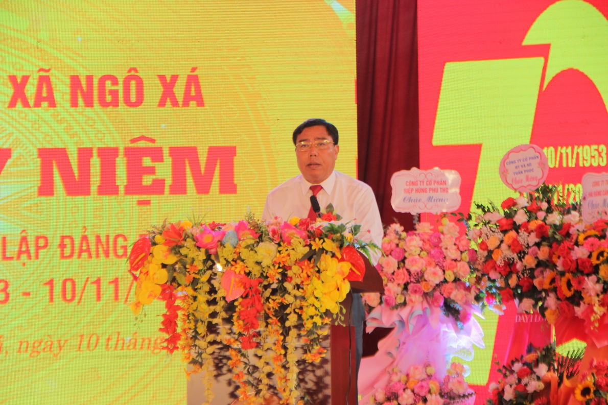 Từng bừng kỉ niệm 70 năm ngày thành lập Đảng bộ xã