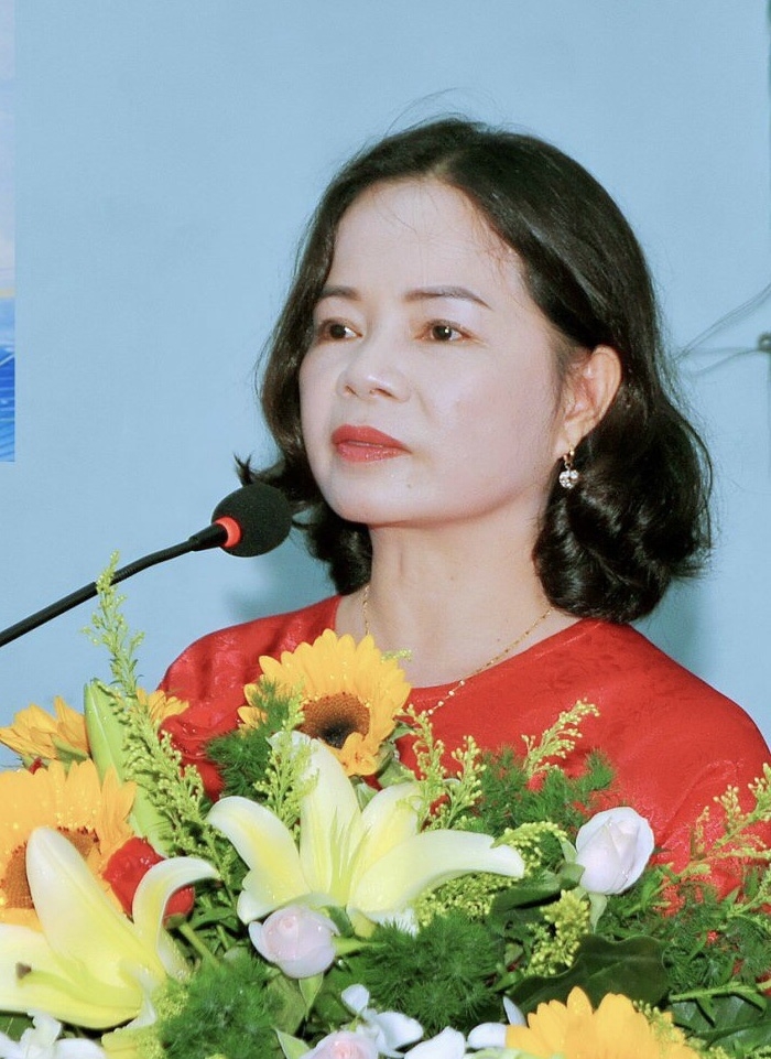 Bà Phạm Thi Trang
