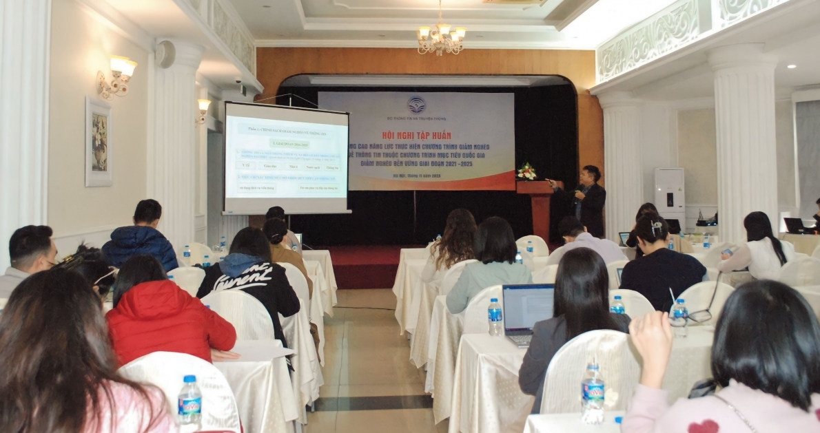 Tập huấn nâng cao kĩ năng, năng lực thực hiện chương trình giảm nghèo