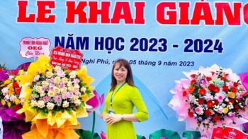 Nhẹ nhàng hai chữ dạy thêm
