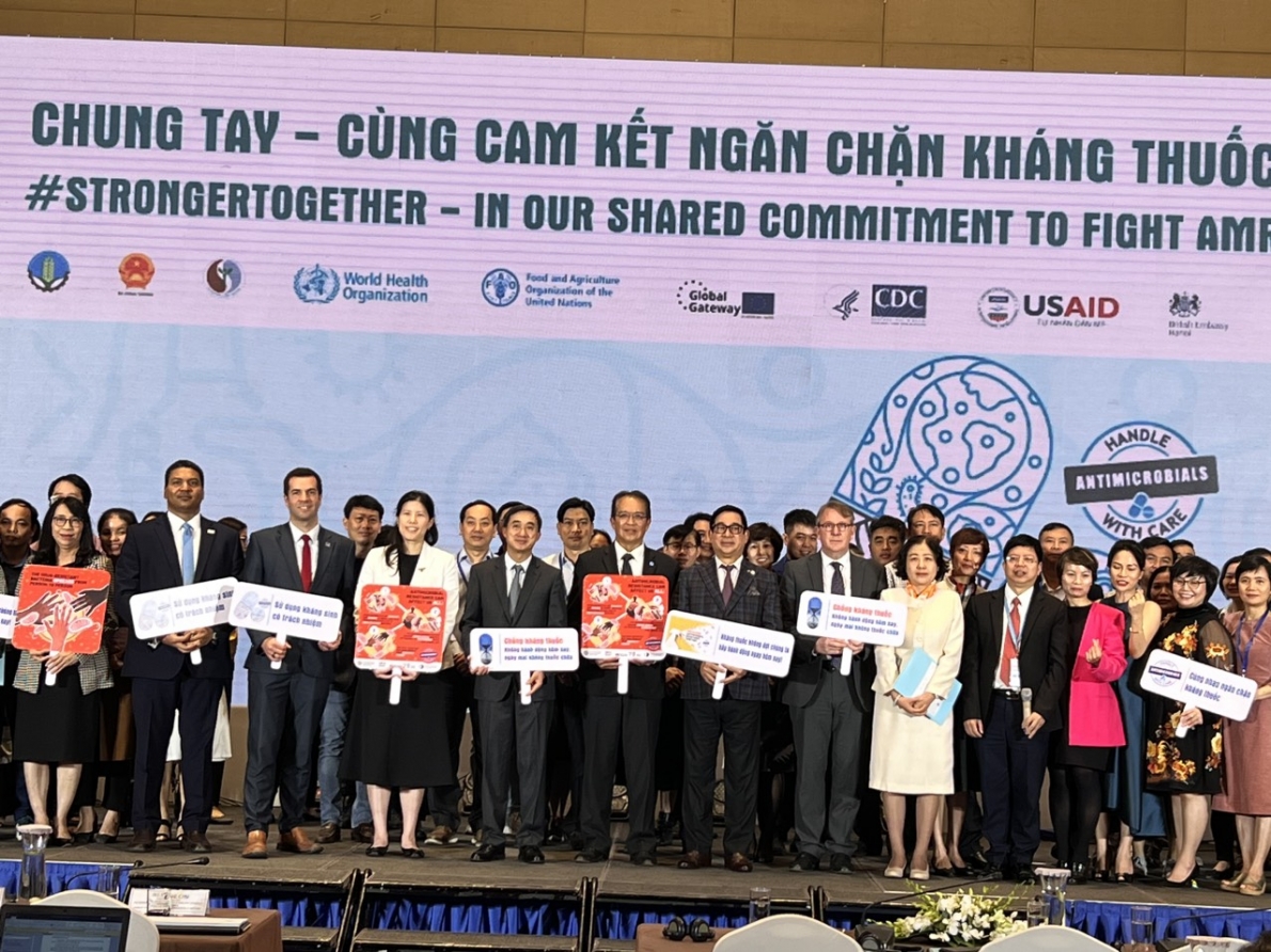 Mỗi người đều có bổn phận ngăn chặn kháng thuốc tại Việt Nam