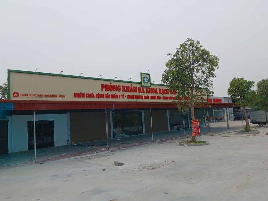 PKĐK Bạch Mai dù chưa được cấp phép hoạt động nhưng đã trưng biển quảng cáo khám chữa bệnh BHYT từ vài tháng nay