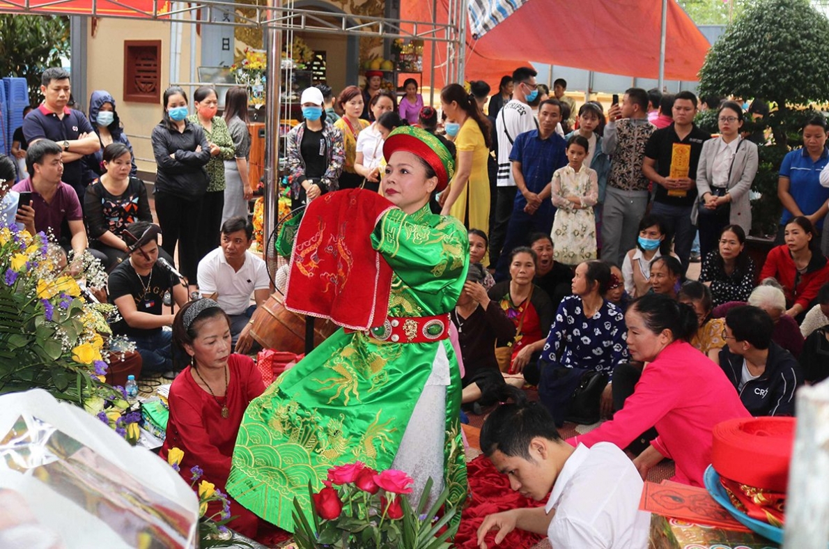 Hưng Nguyên, Nghệ An: Đặc sắc Lễ hội Đền ông Hoàng Mười