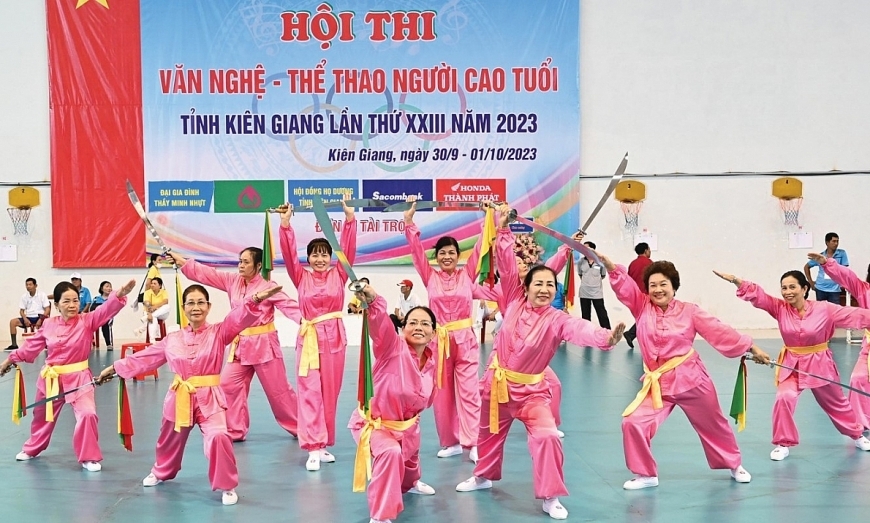 Nỗ lực vượt khó và thành tích nổi bật trong phong trào thi đua “Tuổi cao - Gương sáng”