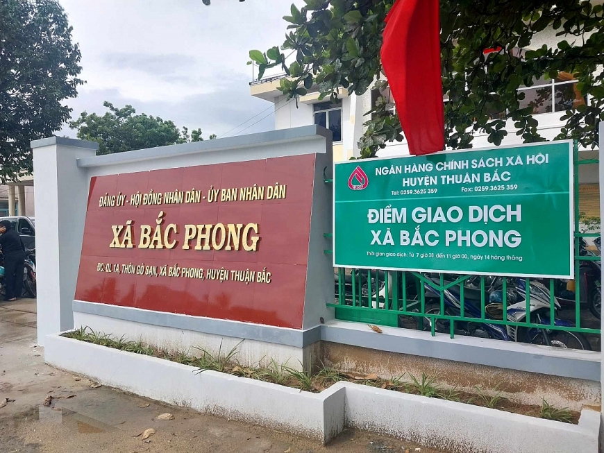 Nợ tiền mua thức ăn cho tôm, cam kết trả tiền mặt không nhận mà đòi cưỡng chế nhà để trừ nợ!?