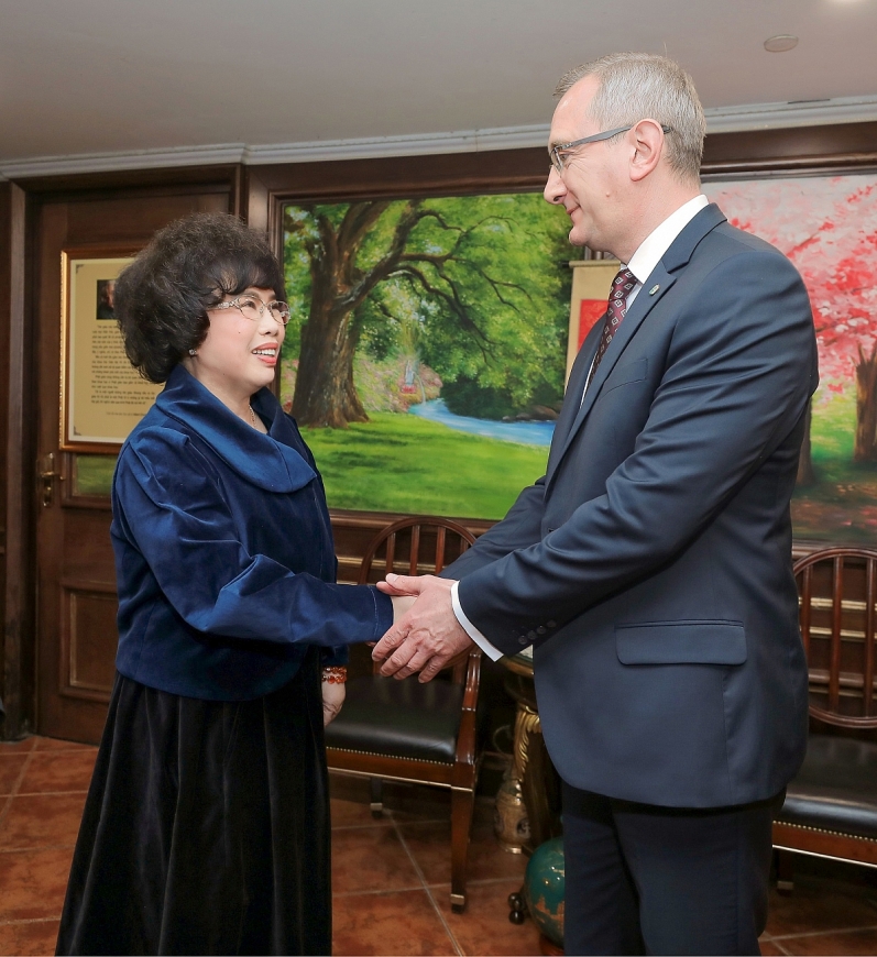 Thống đốc Shapsha Vladislav Valerievich dành nhiều tình cảm cho Việt Nam và cá nhân Anh hùng Lao động Thái Hương.