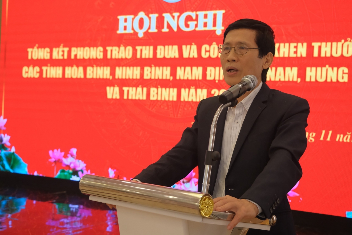 Đẩy mạnh chăm sóc sức khỏe người cao tuổi