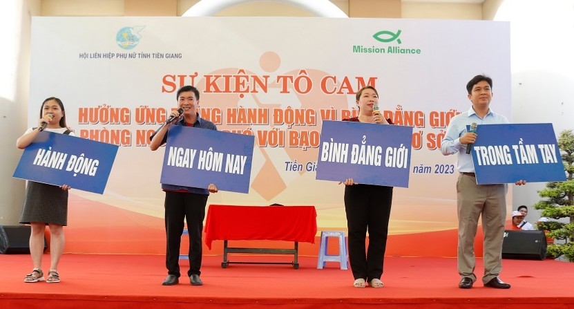 Đẩy mạnh công tác bình đẳng giới và phòng, chống bạo lực trên cơ sở giới