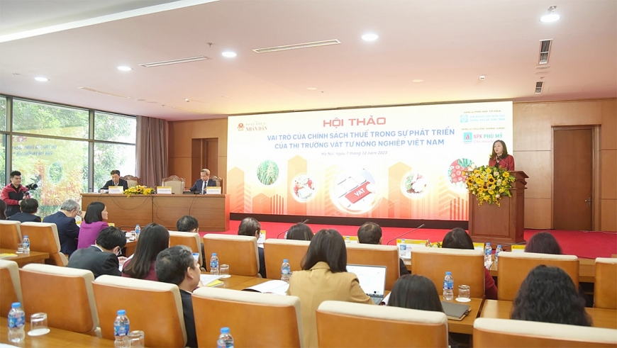 Điều chỉnh chính sách đánh thuế vật tư nông nghiệp