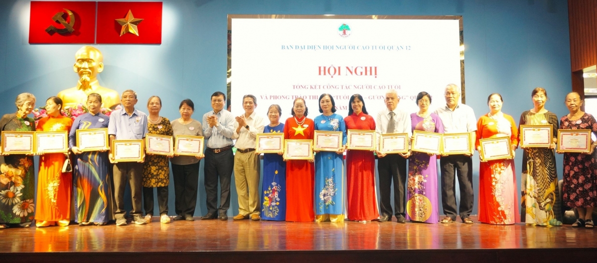 Phát huy tốt vai trò “Tuổi cao - Gương sáng”