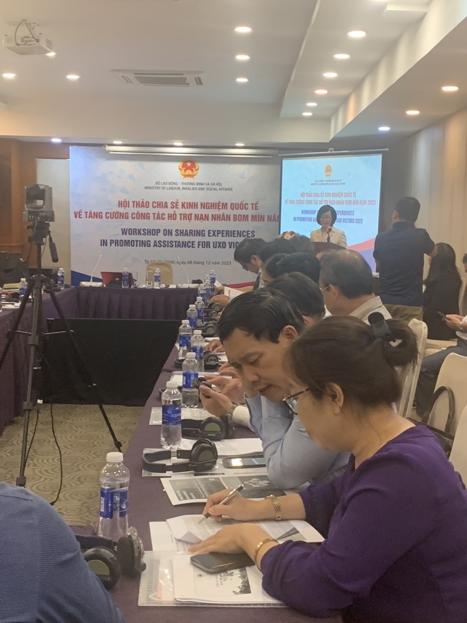 Tránh bỏ sót hỗ trợ các nạn nhân bom mìn