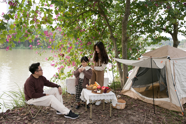 Cắm trại tại KĐT Ecopark là trải nghiệm thú vị, mới mẻ