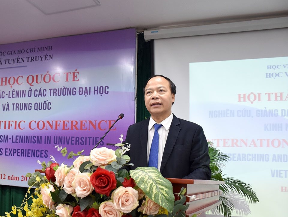 Kinh nghiệm giảng dạy chủ nghĩa Mác-Lênin ở các trường đại học tại Việt Nam và Trung Quốc