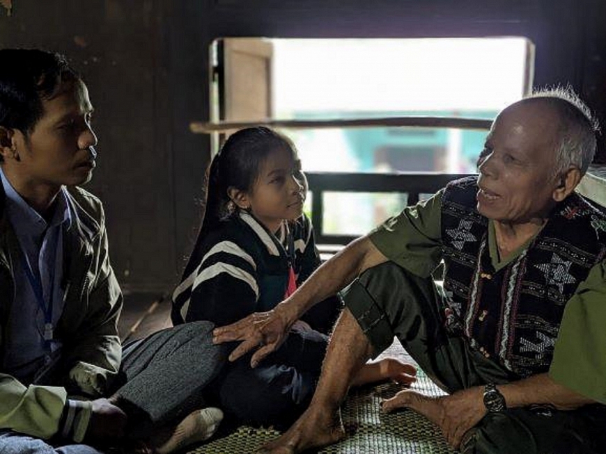 Bóng cả trên miền Cu Tai