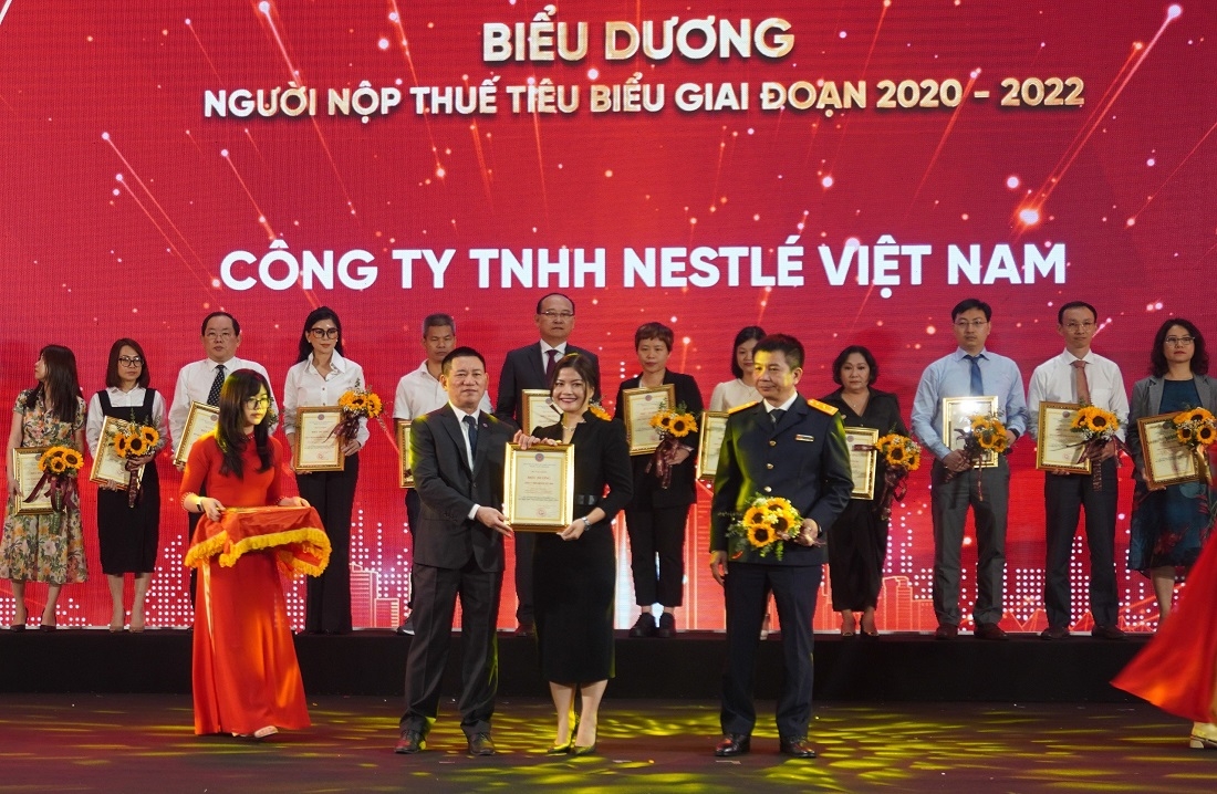 Nestlé Việt Nam dẫn đầu Top 100 doanh nghiệp bền vững 3 năm liên tiếp