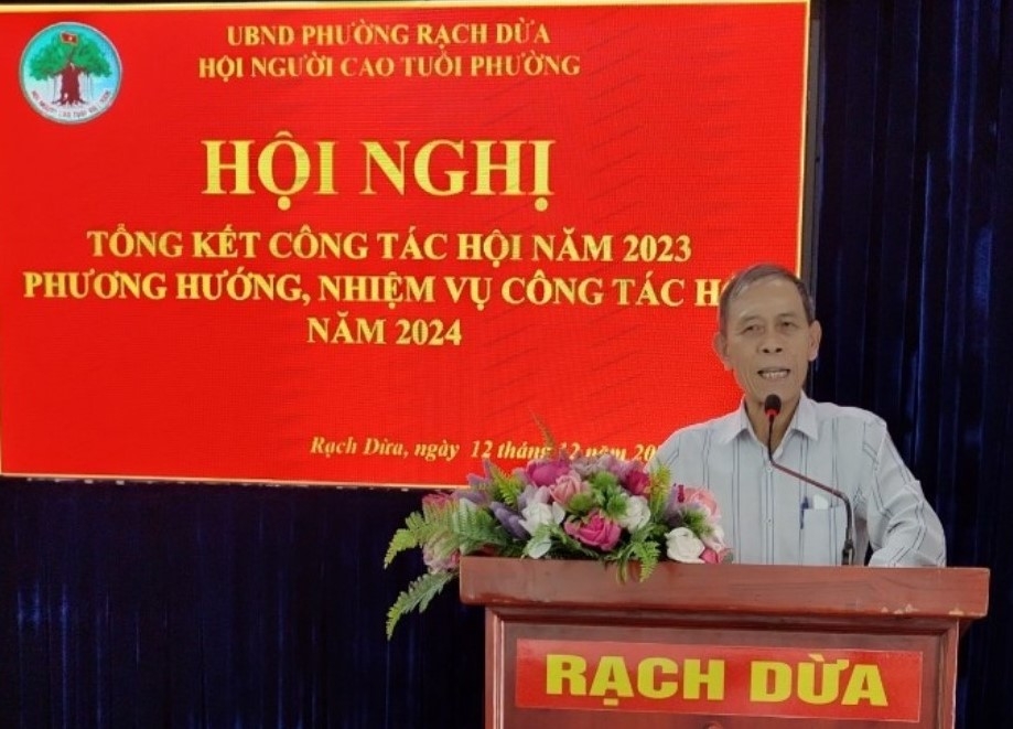 Ra mắt 2 CLB Liên thế hệ tự giúp nhau khu phố 1 và khu phố 6