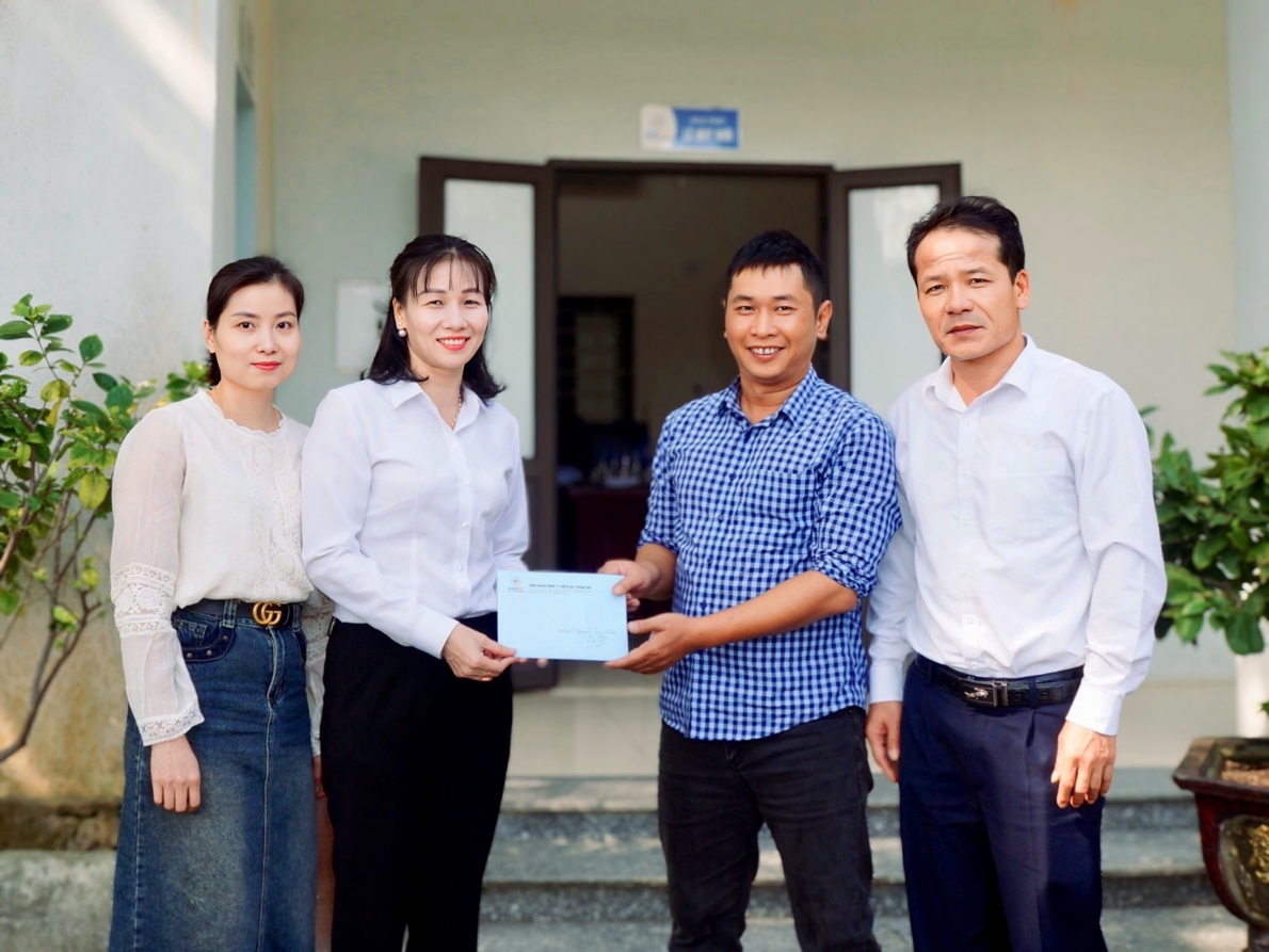 Xây dựng tổ chức Công đoàn vững mạnh, bảo vệ các quyền và lợi ích hợp pháp của người lao động