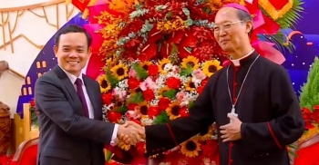 Phó Thủ tướng Trần Lưu Quang thăm, chúc mừng Giáng sinh tại Tòa Giám mục Giáo phận Xuân Lộc